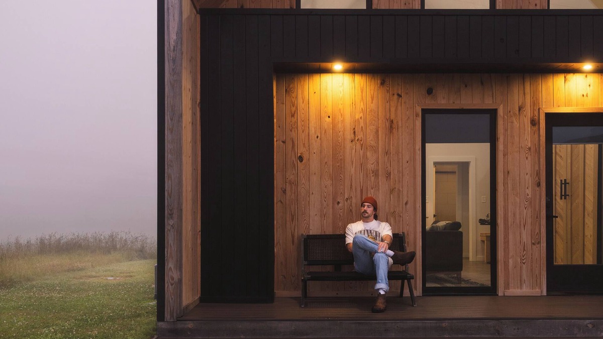 Stanton Cabin | River Rascal by Three Suns Cabins