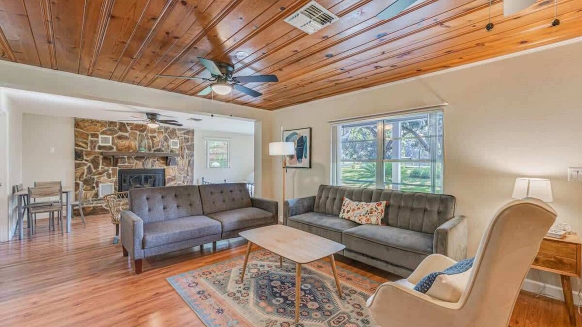 Chassahowitzka House | River Rat Flat | Home Near Kayaks & Boat Ramp