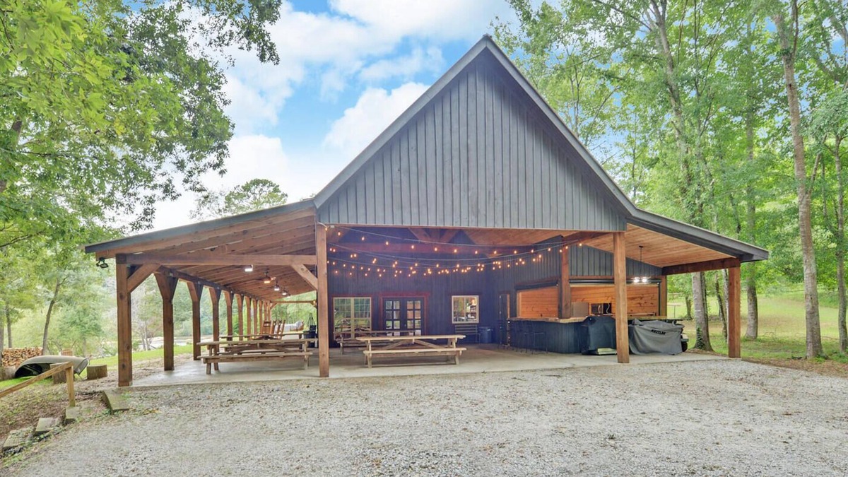 Bowman Cabin | River Retreat for the entire family and more