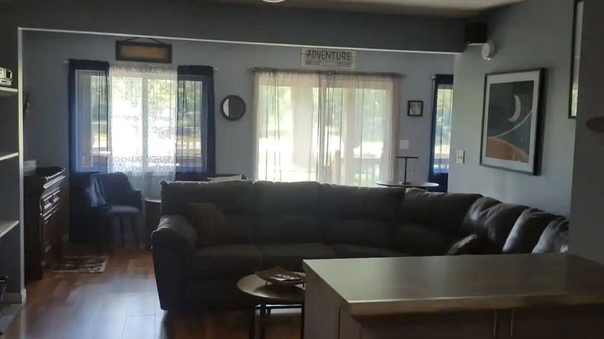 Thayer House | River retreat in Momence, IL. with river access. There is a private dock onsite.