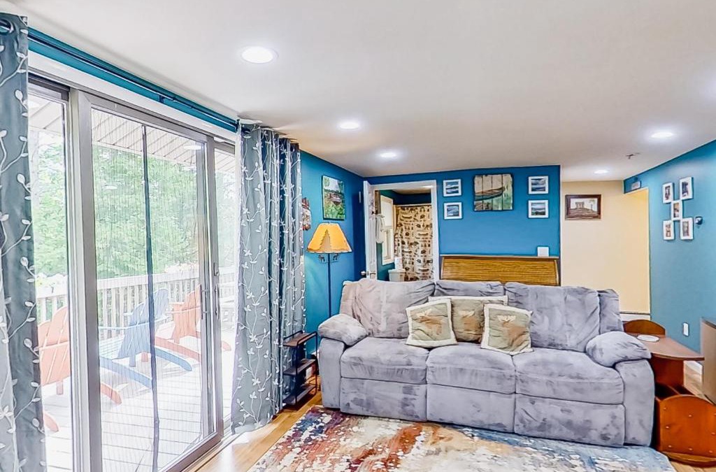 Warrensburg House | River Retreat