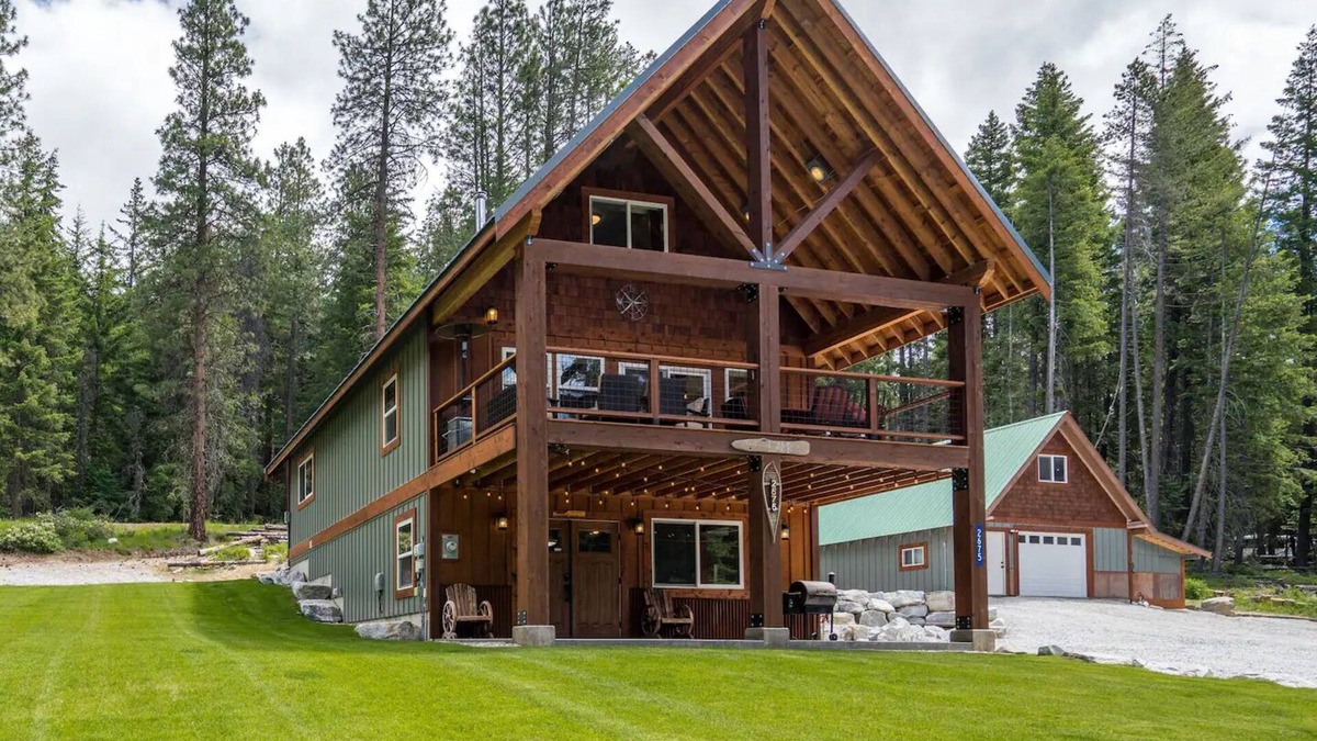 Ardenvoir Cabin | River's Bend Lodge- Hot Tub, Fire Pit, Games & Ski
