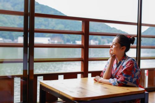 Kinosaki Onsen Hotel | River Side Maruyama