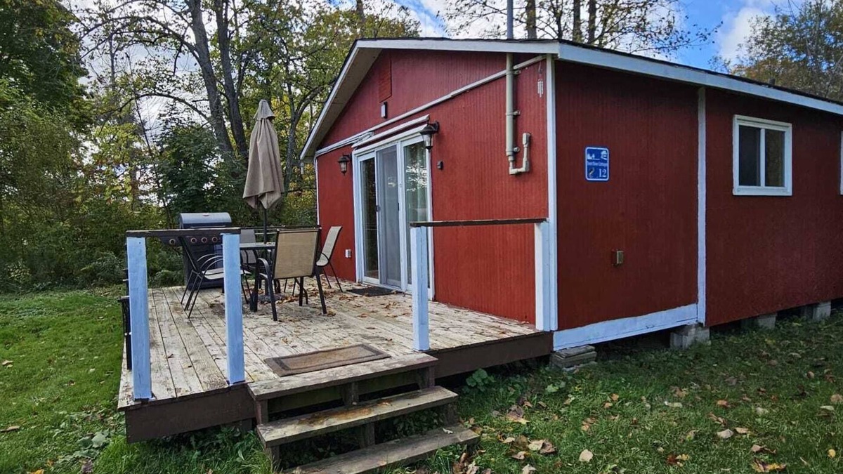 Hastings Cottage | River View 3 Bedroom Cottage 12