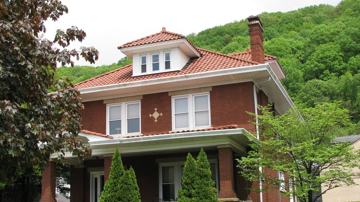 Charleston House | River View Business Travel Ready In Family Friendly Charleston, West Virginia