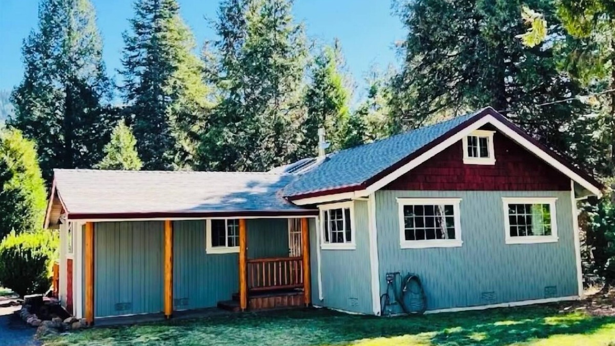 Hamilton Branch House | RiverEdge Retreat in Hamilton Branch