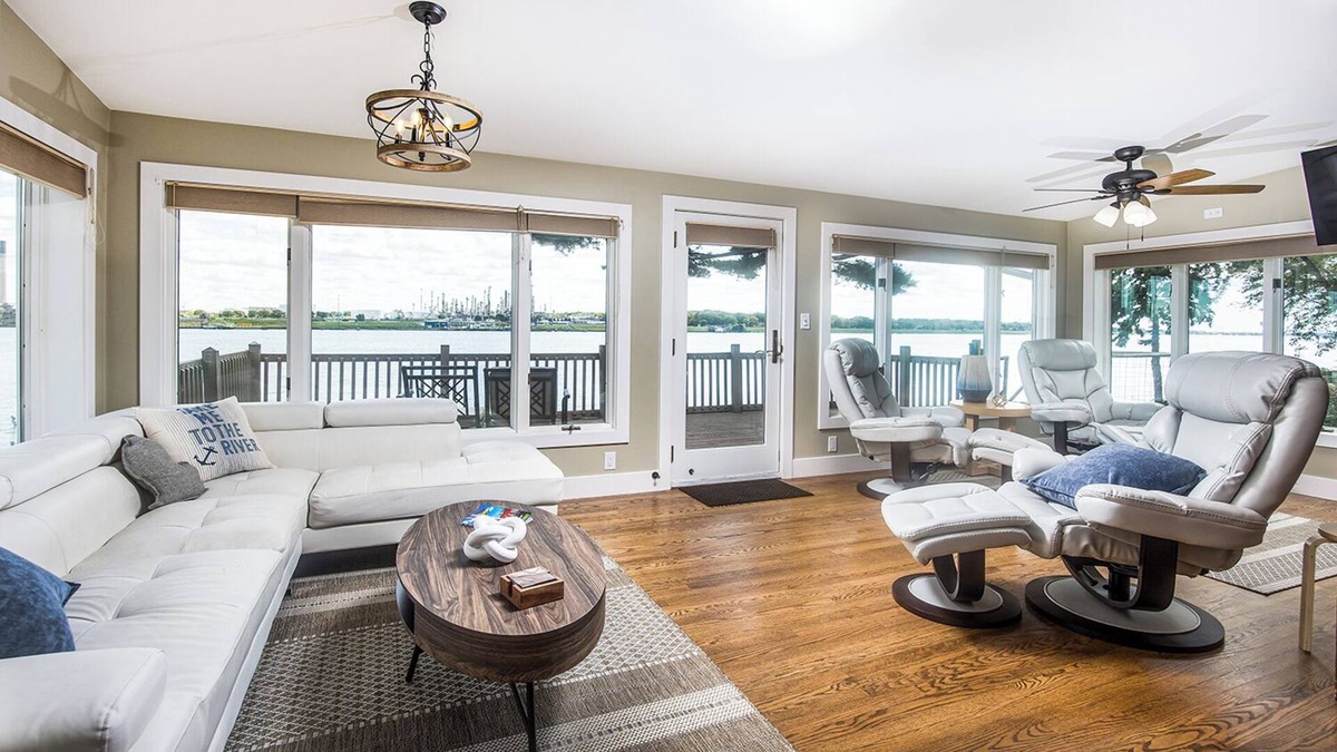 Port Huron House | Riverfront 3BR w/2 Kings, Hot Tub & EV Charger