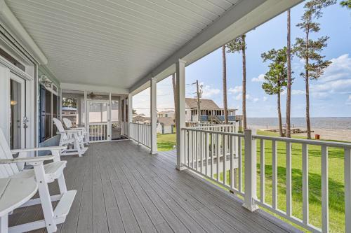 Hobucken House | Riverfront Aurora Home with Deck and Private Pier!