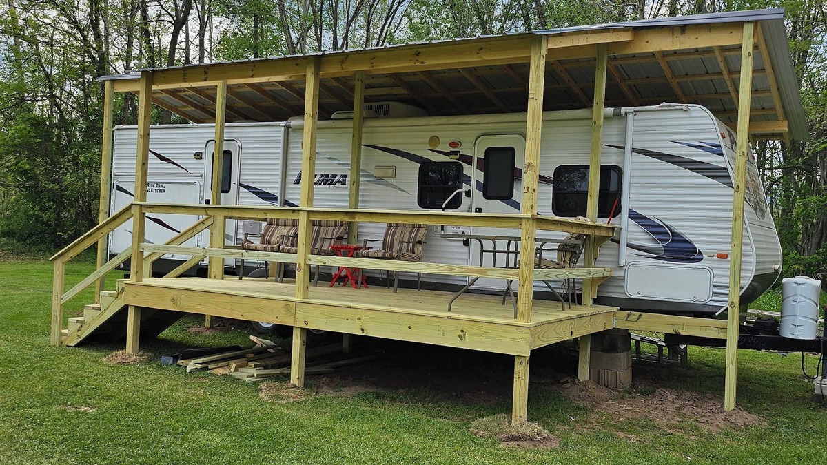 Petersburg House | Riverfront camper, loads of amenities, near Smoke Hole, Seneca Rocks