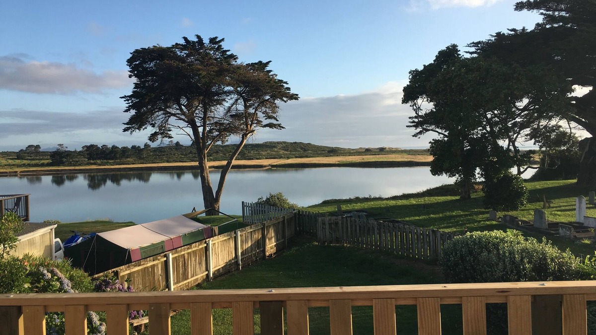 Waipu House | Riverfront Cottage Waipu