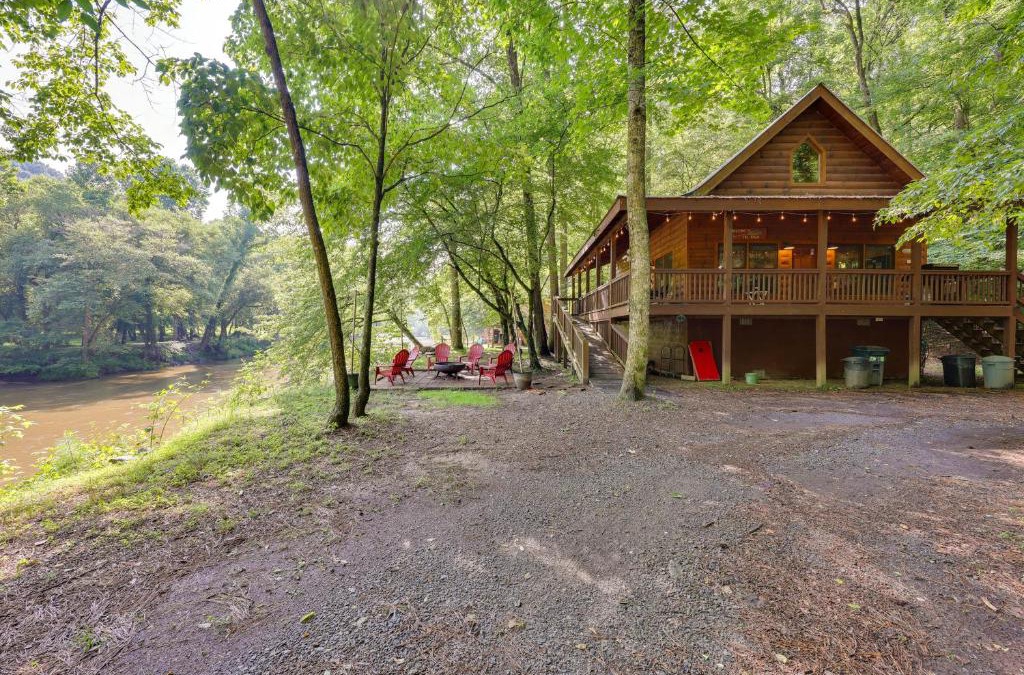 Ellijay House | Riverfront Ellijay Cabin with Deck and Pool Access!