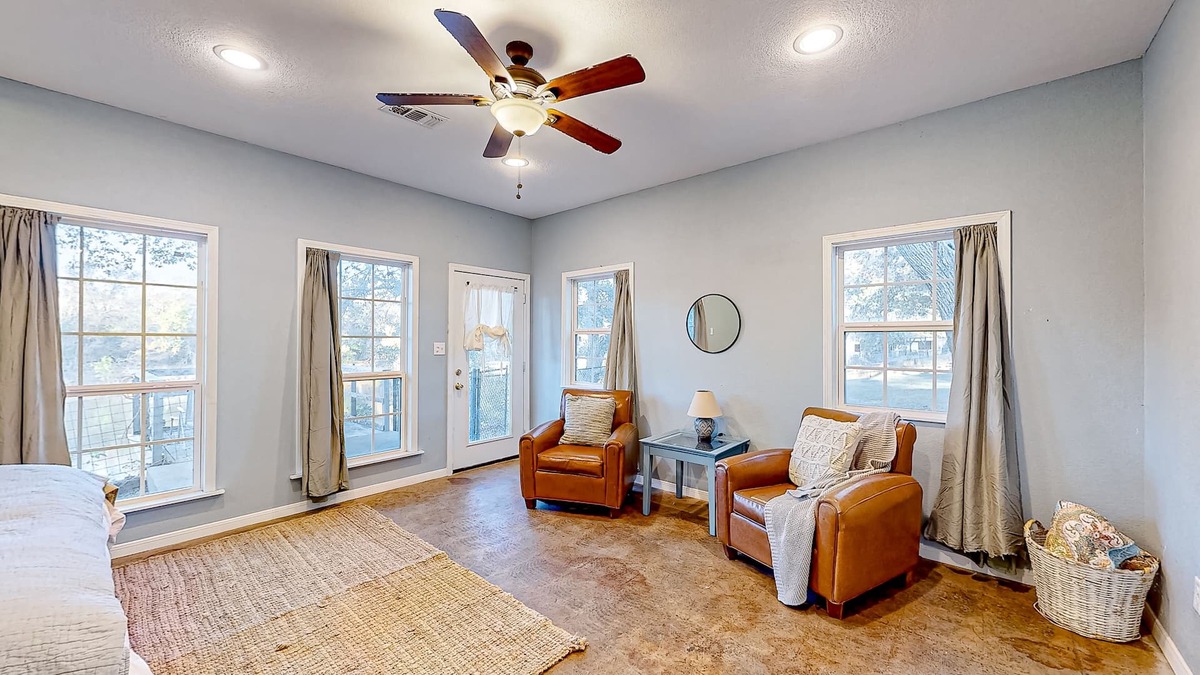 China Spring House | Riverfront guest house with private patio, river views, washer/dryer, streaming