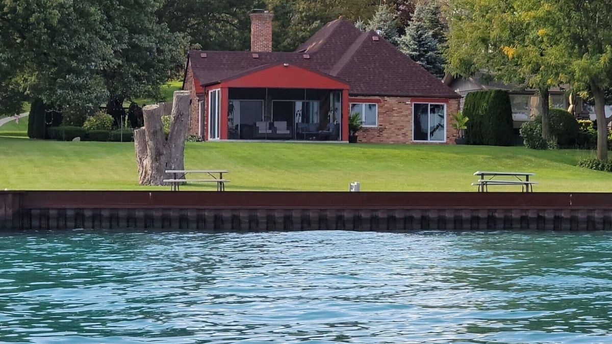 St. Clair House | Riverfront home 4 Beds/2 baths and walking distance to downtown.
