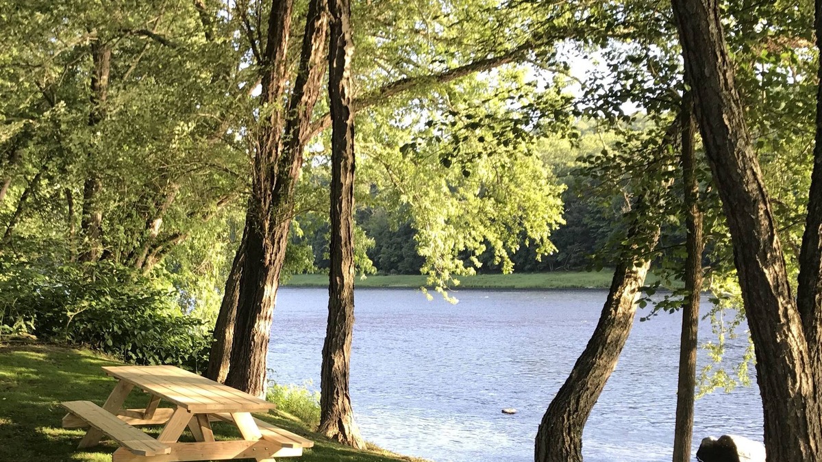 Narrowsburg House | Riverfront House in Narrowsburg—The Maisonette
