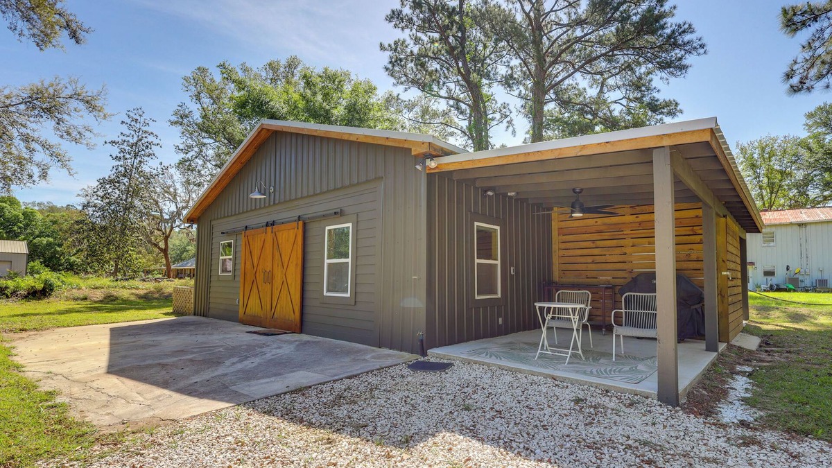 Foley Cabin | Riverfront Magnolia Springs Cabin Rental w/Grill