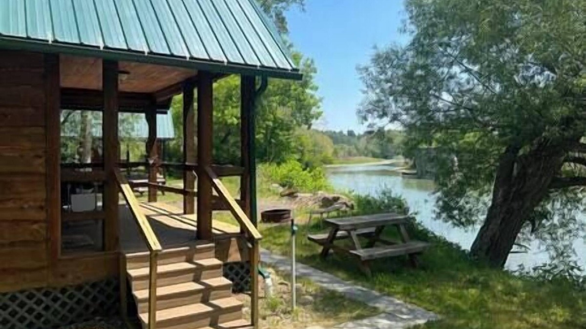 Belfast Cabin | :)Riverfront Peace | 4QB/Slp8 | Relax & Recharge #3