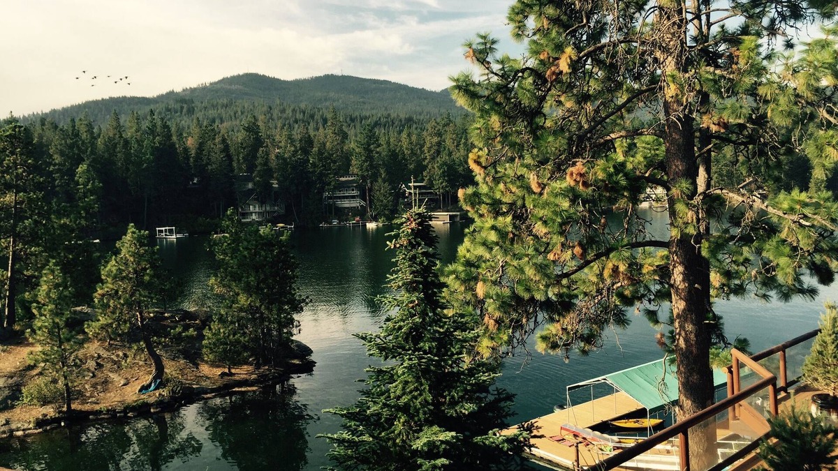 Post Falls House | Riverfront Post Falls; Bring your boat! Downtown Coeur D'alene In 8 Min.