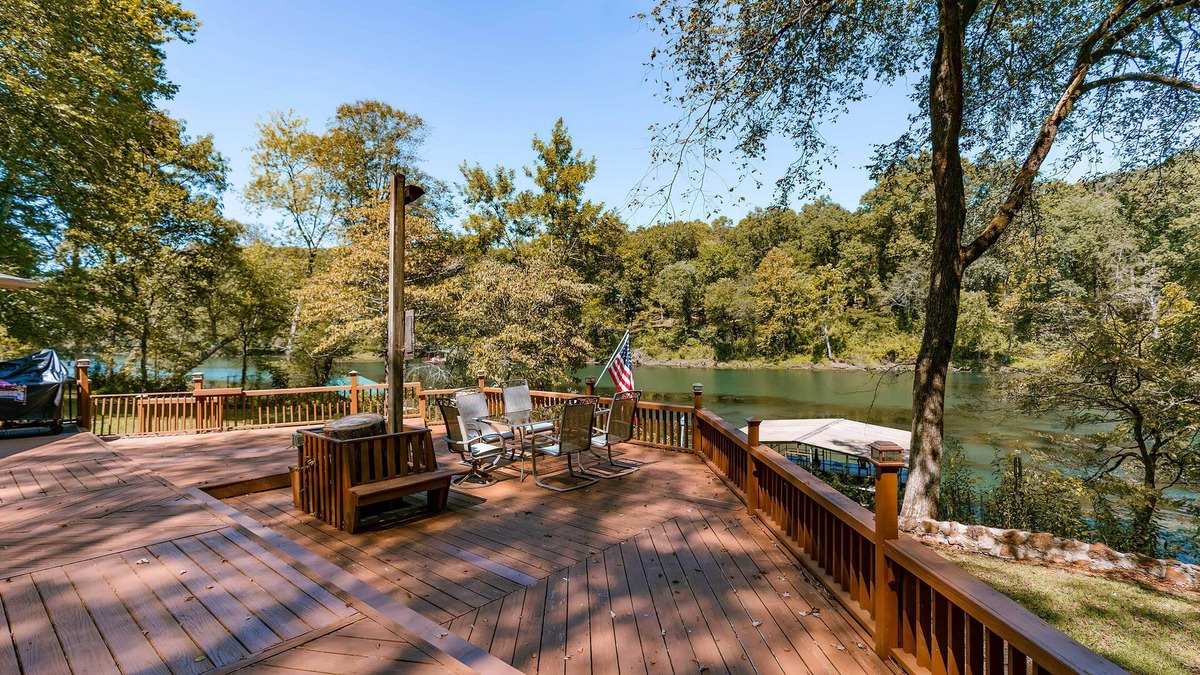 Wilburn House | Riverfront Retreat w/Fire Pit: Fish & Hike!