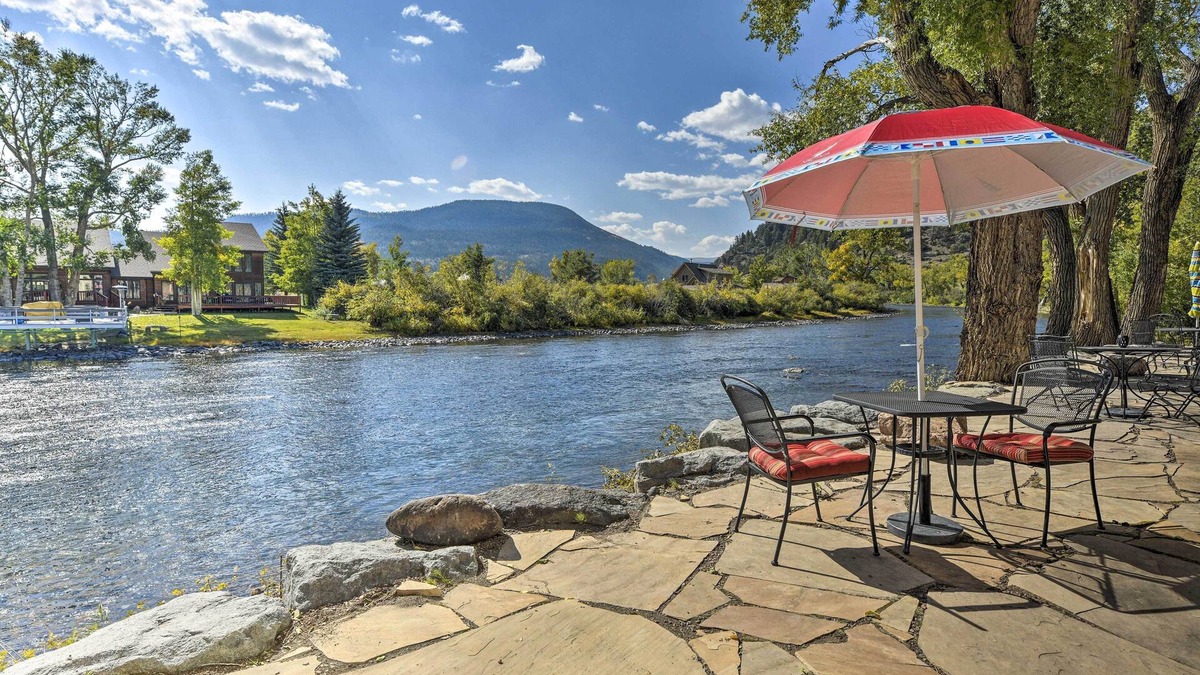 South Fork House | Riverfront South Fork Abode w/Views: Fish & Hike