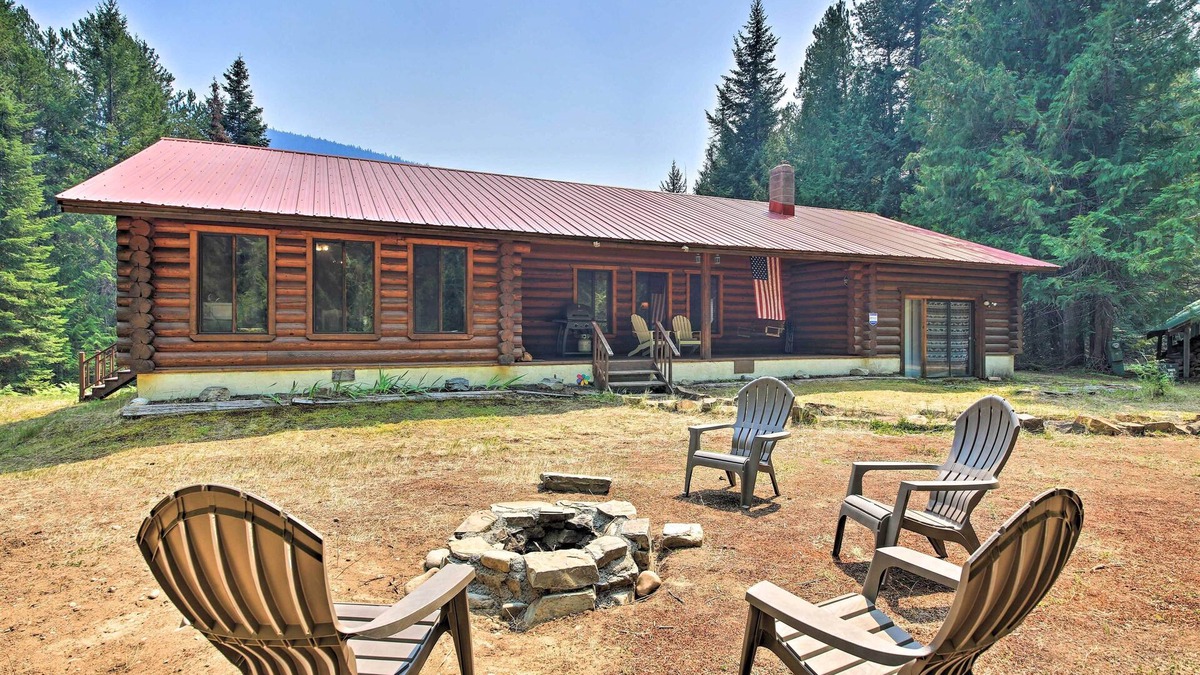 Troy Cabin | Riverfront Troy Cabin Ready with Bikes & Rafts!