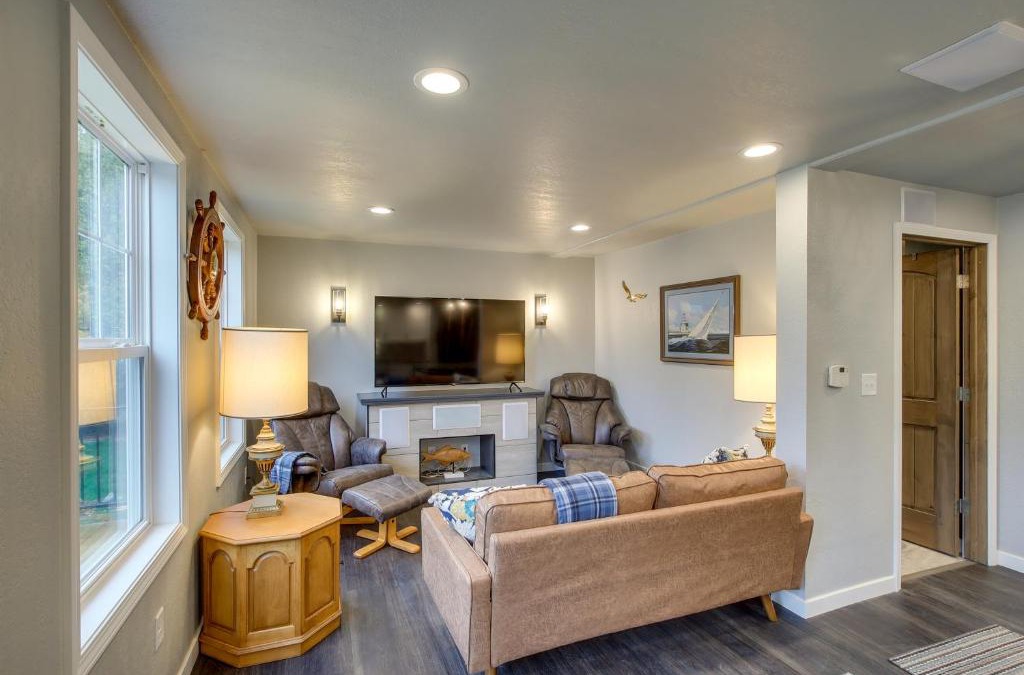 Two Rivers House | Riverfront Two Rivers Vacation Rental By Beaches