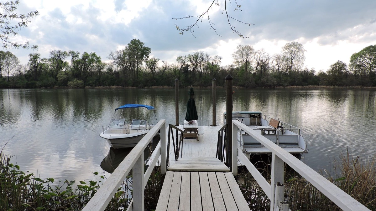 Gracewood House | Riverfront Vacation Retreat Augusta 5 STAR