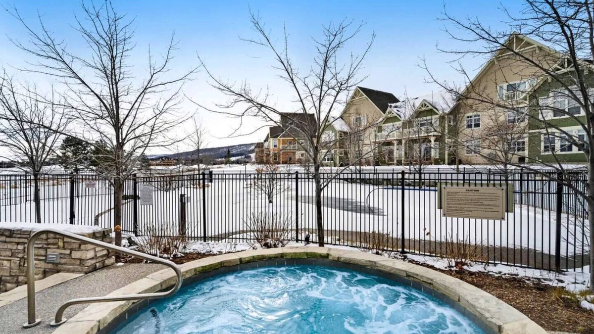 The Blue Mountains Condo | Rivergrass Hot Tub, Pool, Clean, Lovely, Great Location