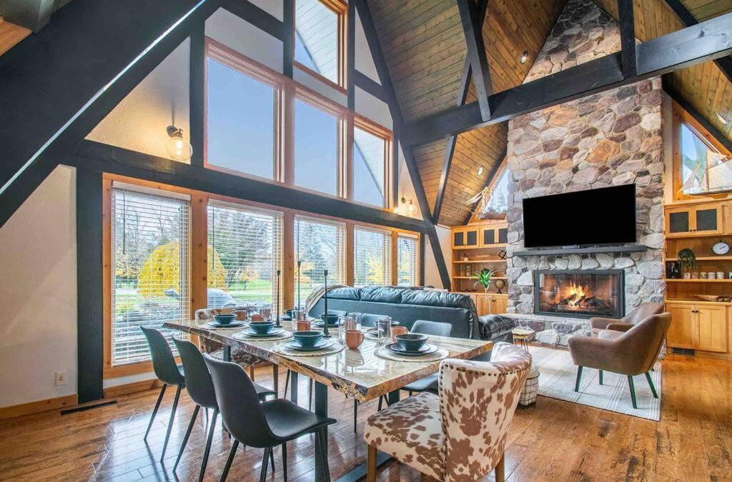 Bristol Villa | Riverhaven Glamorous A-Frame On St Joe River!