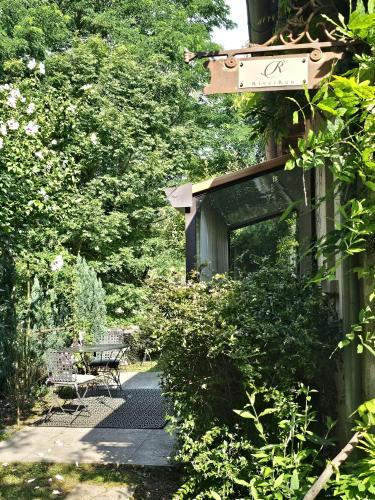 Saint-Geniez-d'Olt House | RiverRun