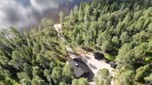 Kuusamo Villa | Riverside cabin Hiekkaranta