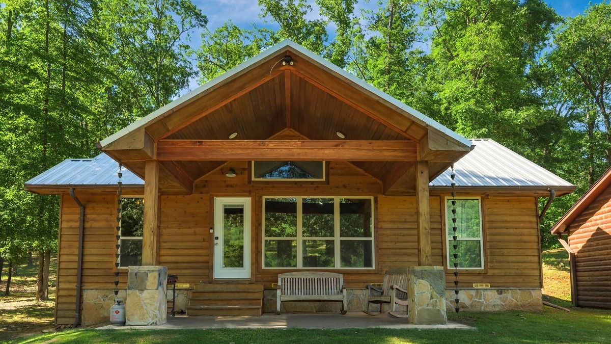 Pickens Cabin | Riverside Cabin | Kayaks | Mountains | Stargazing