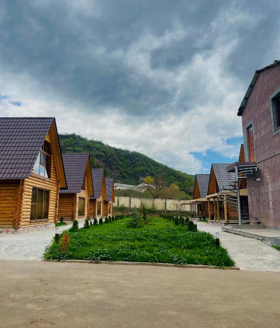 Debet Apartment | Riverside Eco Resort