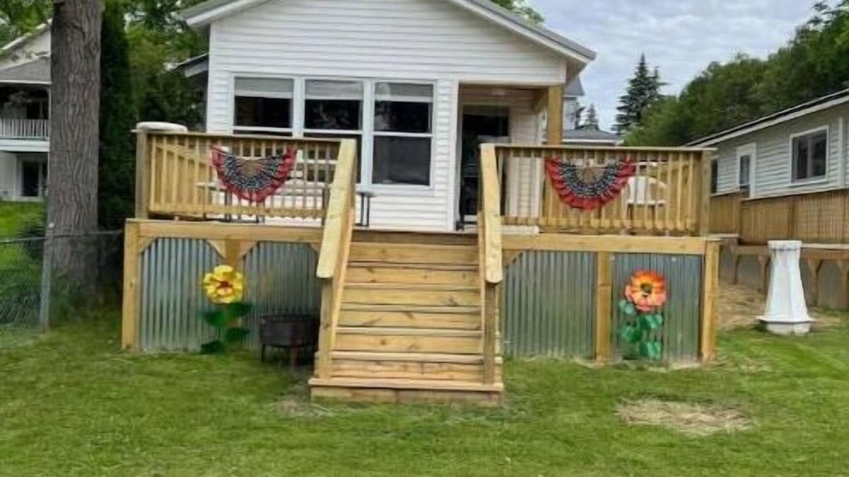 Indian River Cabin | Riverside Escape Perfect for Families & Friends