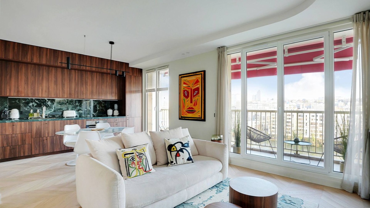 Billancourt–Rives de Seine Apartment | Riverside Chic Loft