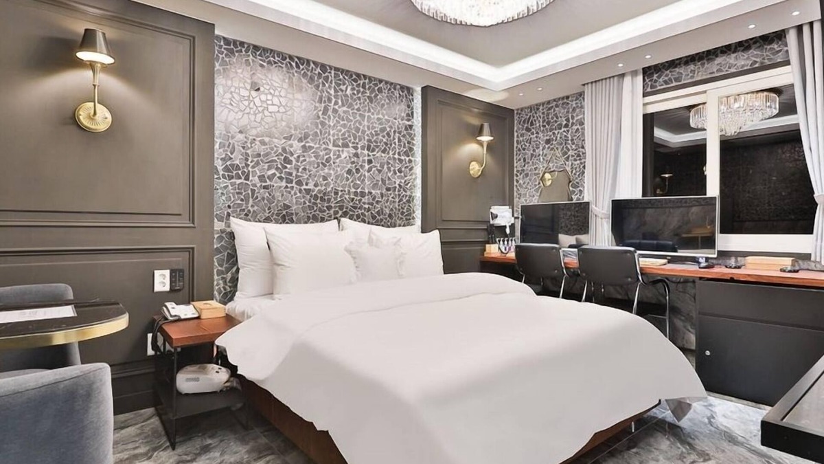 Gyeongsan Hotel | Riverside in February Gyeongsangbuk-do