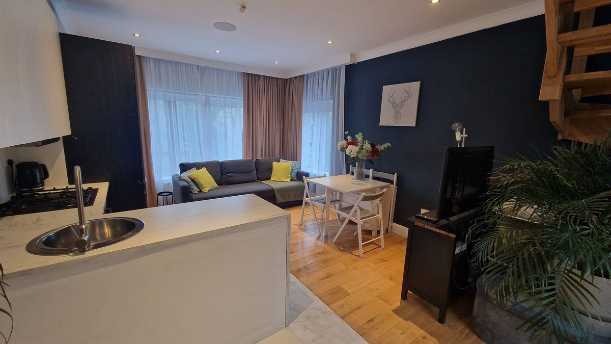 Chapelizod Apartment | Riverside modern gem in Dublin
