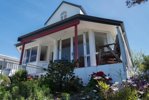 Nelson City Centre Apartment | Riverside