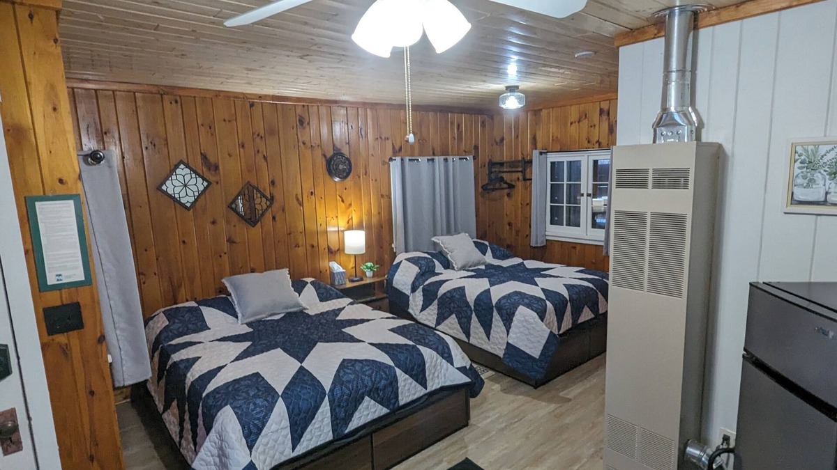 Park Rapids Cabin | Riverside Point Resort #5 | 0 Bed, 1 Bath