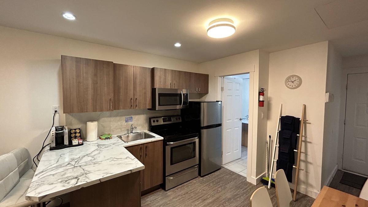 Regional District of Nanaimo Cabin | Riverside Resort - Two Bedroom Standalone Deluxe Cabin