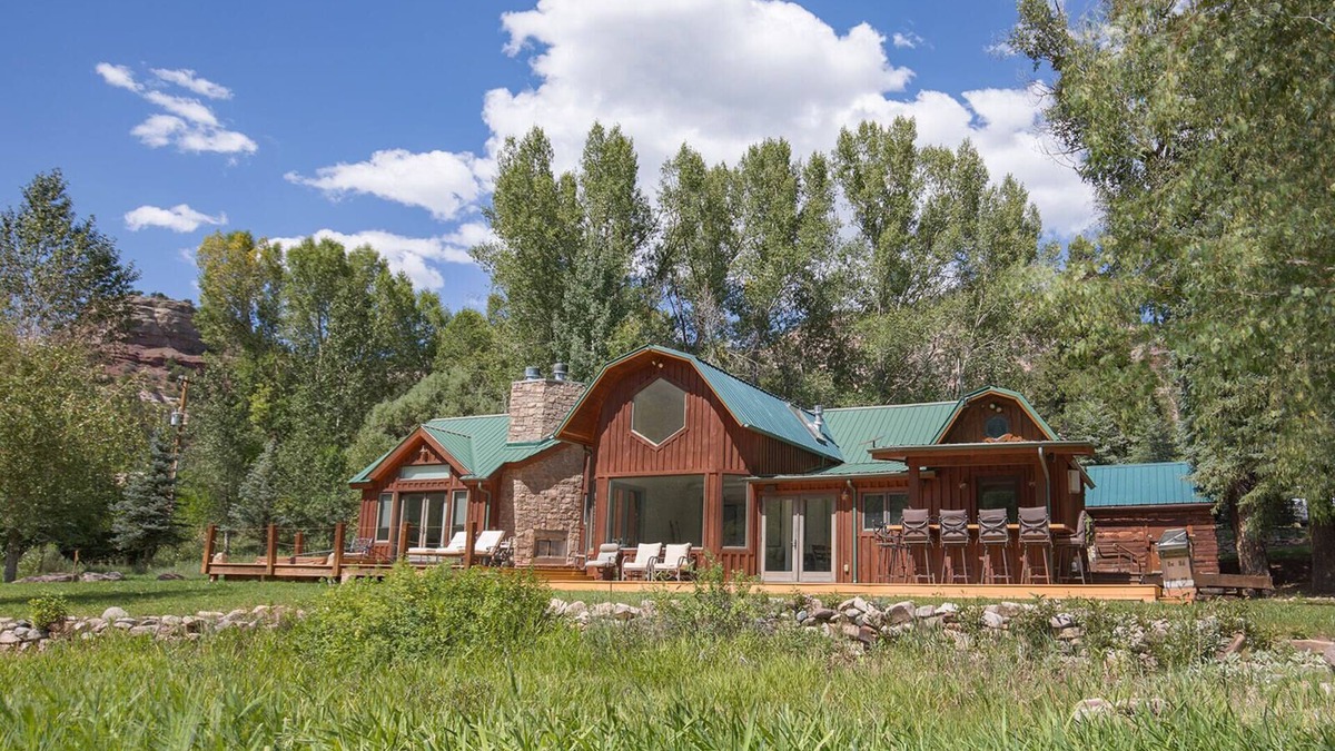 Placerville House | Riverside Retreat with Hot Tub