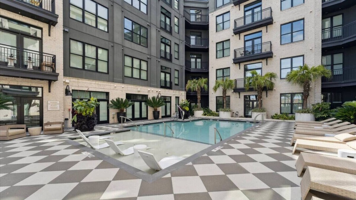 Yamacraw Village Apartment | Riverside Retreat | 2BR w/Balcony & Pool Access!