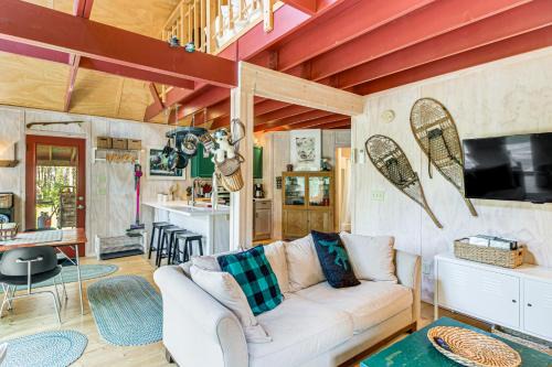 Crosby House | Riverside Retreat in Crosby Pet Friendly!