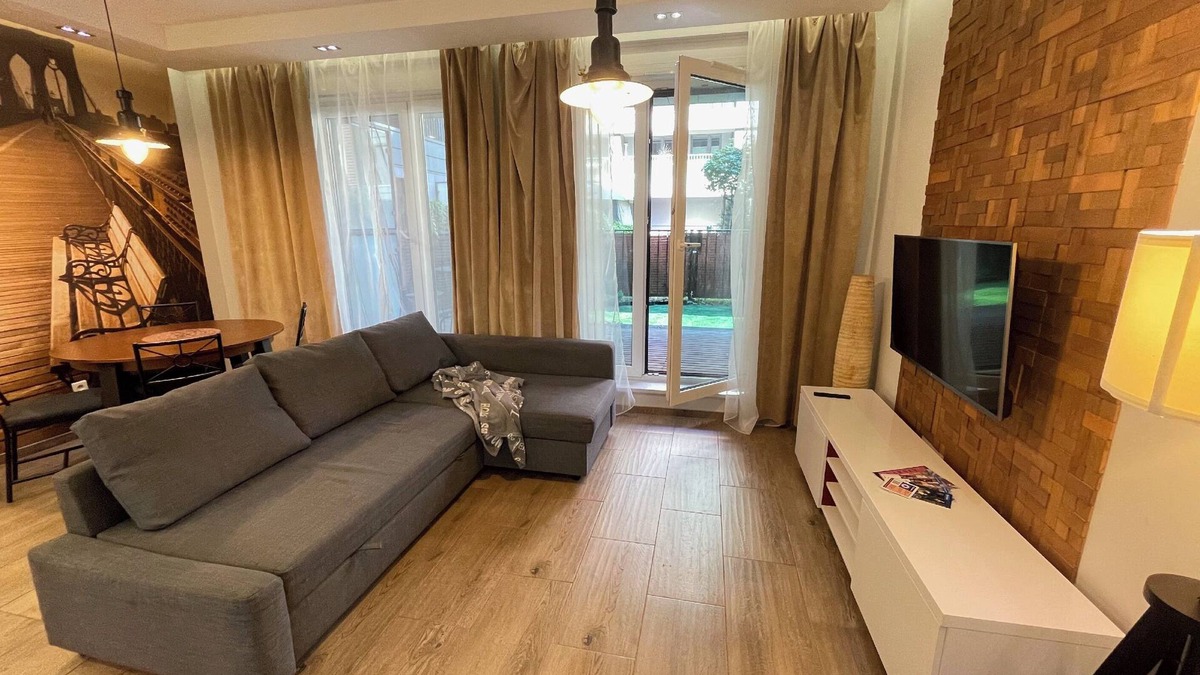 Stare Podgorze Apartment | Riverside Studio Close to Schindler's Factory