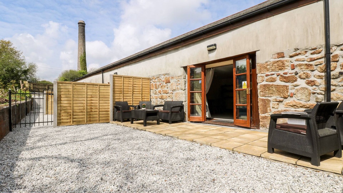 Stenalees Cottage | RIVERSIDE@THE WEST DRY, family friendly, with a garden in St Austell