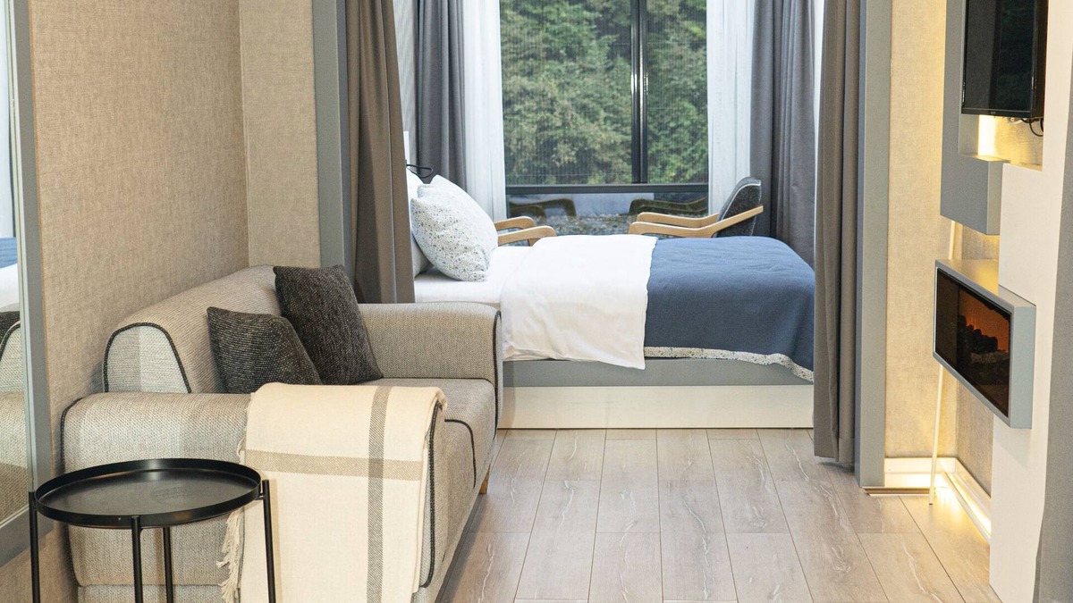 Ardesen Hotel | Riverside Tinyhouse