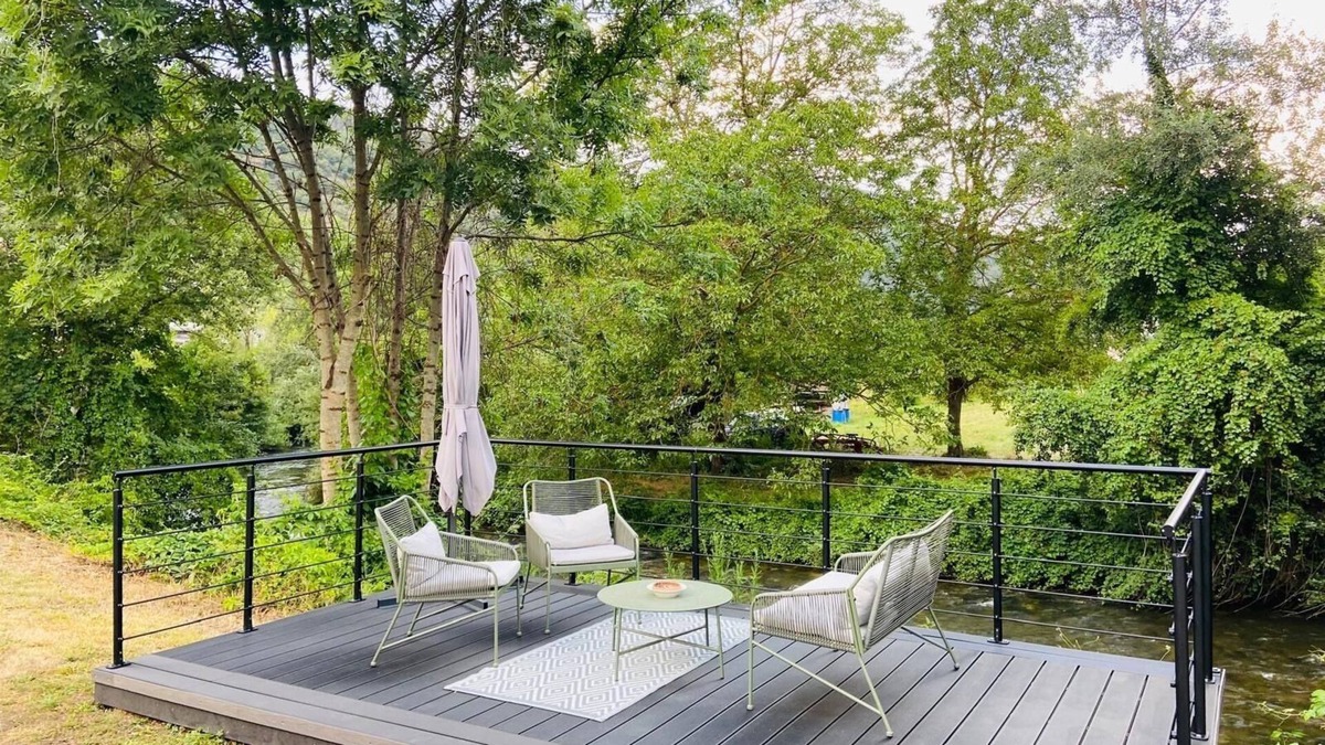 Axat Villa | Riverside villa with stunning views.