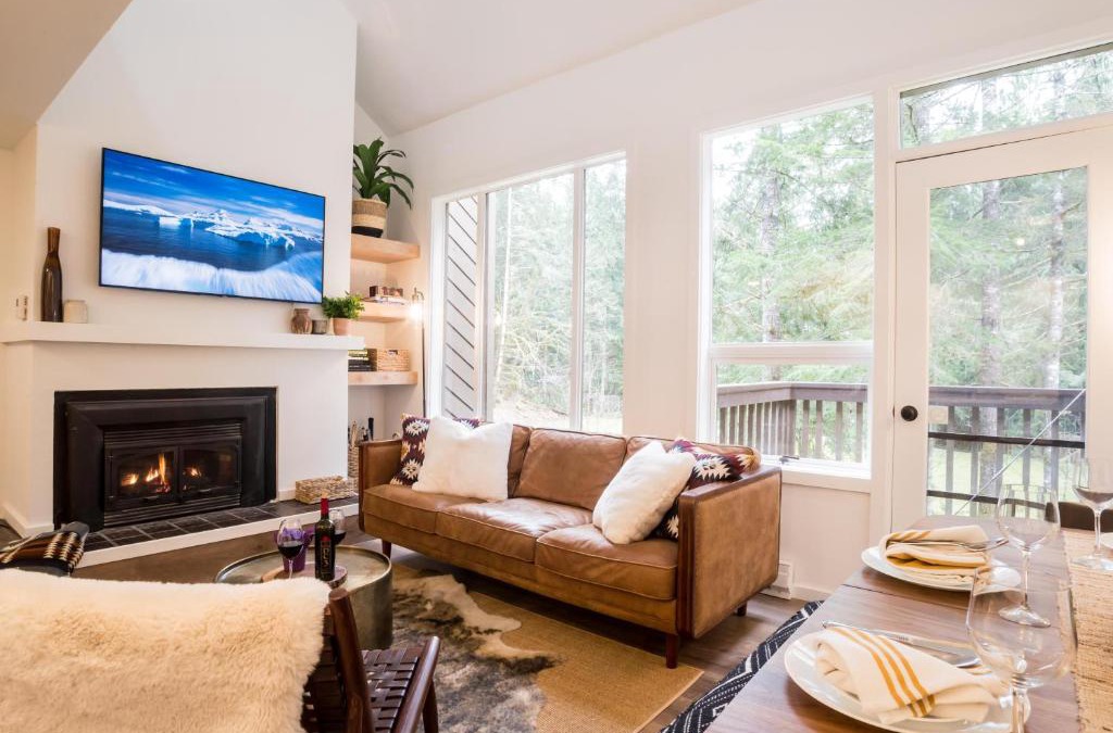 Deming House | Riversong Retreat