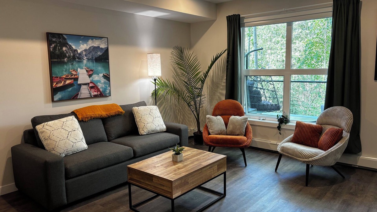 Golden Condo | Riverstone Peak & Pines