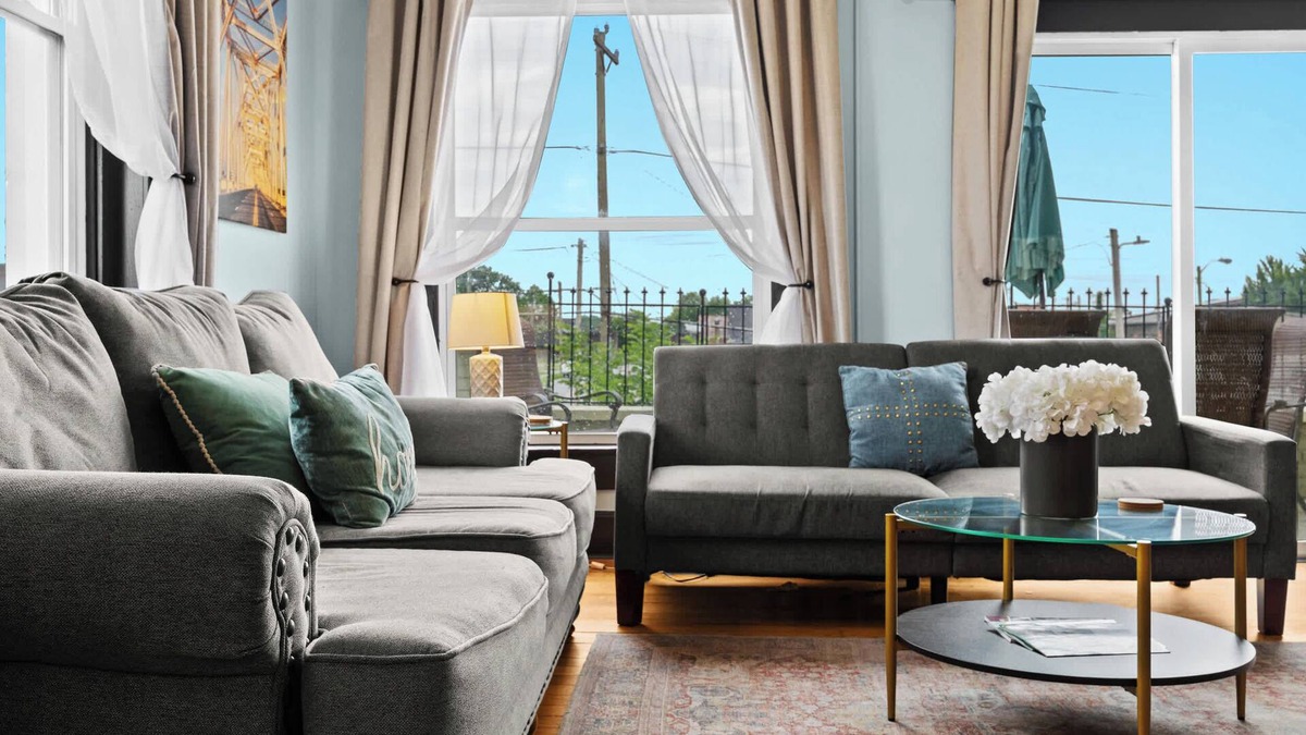 Jeffersonville House | Riverview Escape | 1 Mi to Downtown Louisville