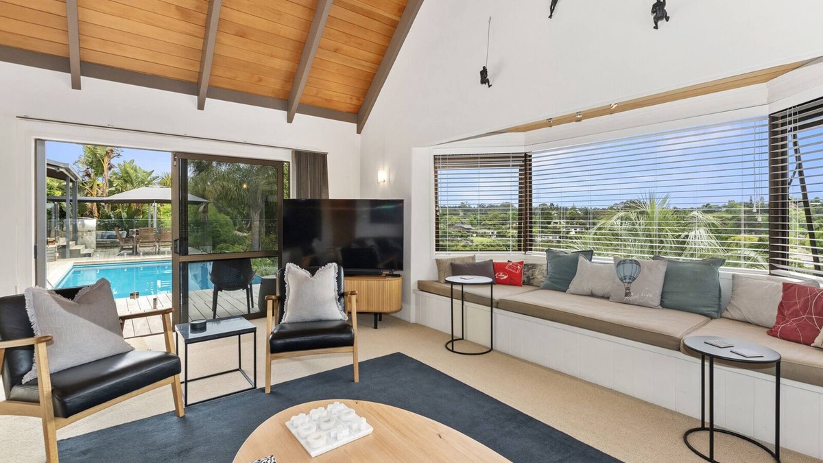 Kerikeri House | Riverview Landing - Kerikeri Holiday Home